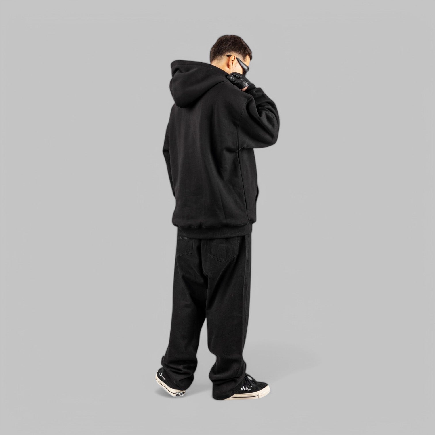 metralha-worldwide-hoodie-corporate-limited-edition-made-in-portugal-handcrafted-ribbed-cuffs-dropped-shoulders-kangaroo-pocket-oversized-fit