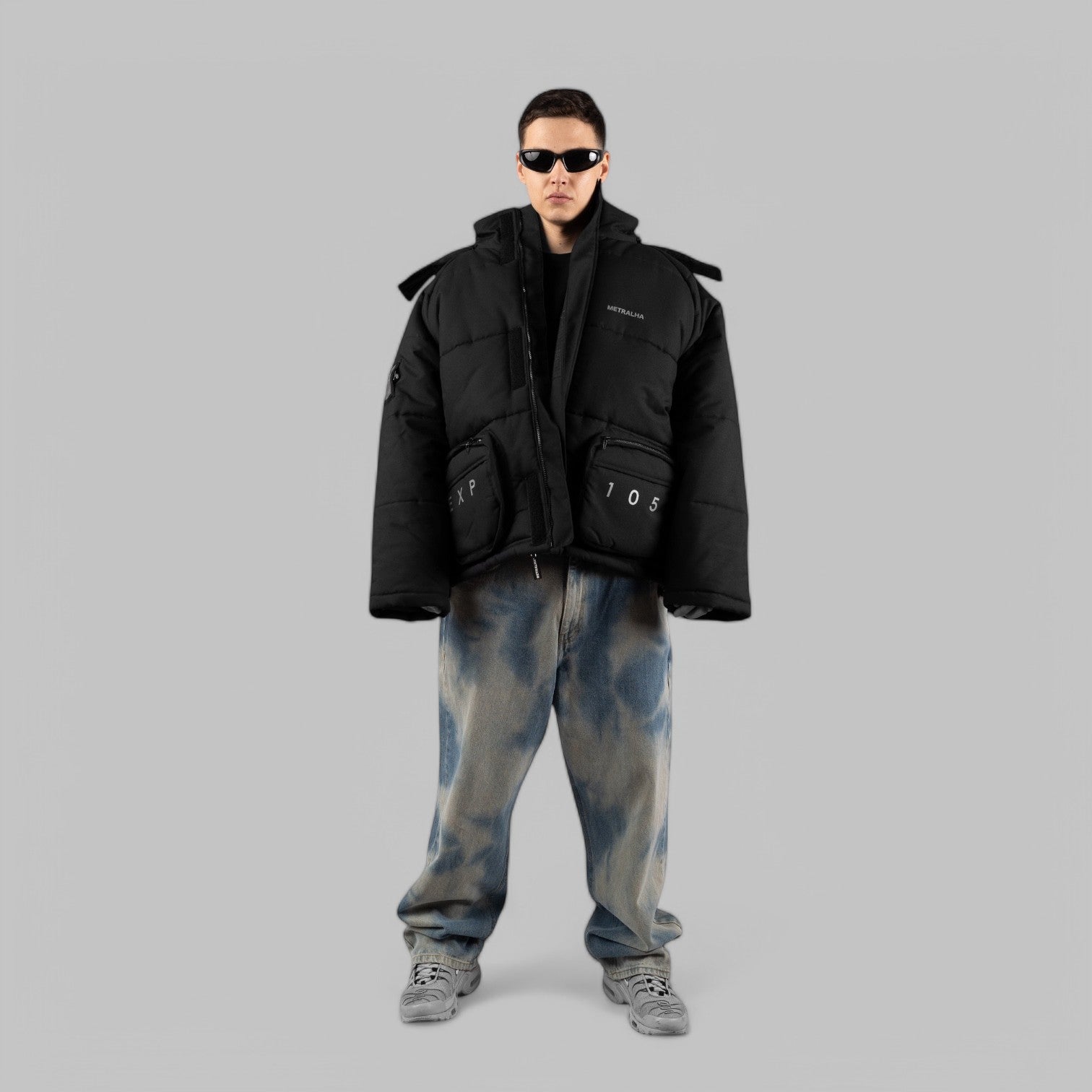 metralha-worldwide-jacket-black-limited-edition-made-in-portugal-reflective-hood-heavy-fabric-premium