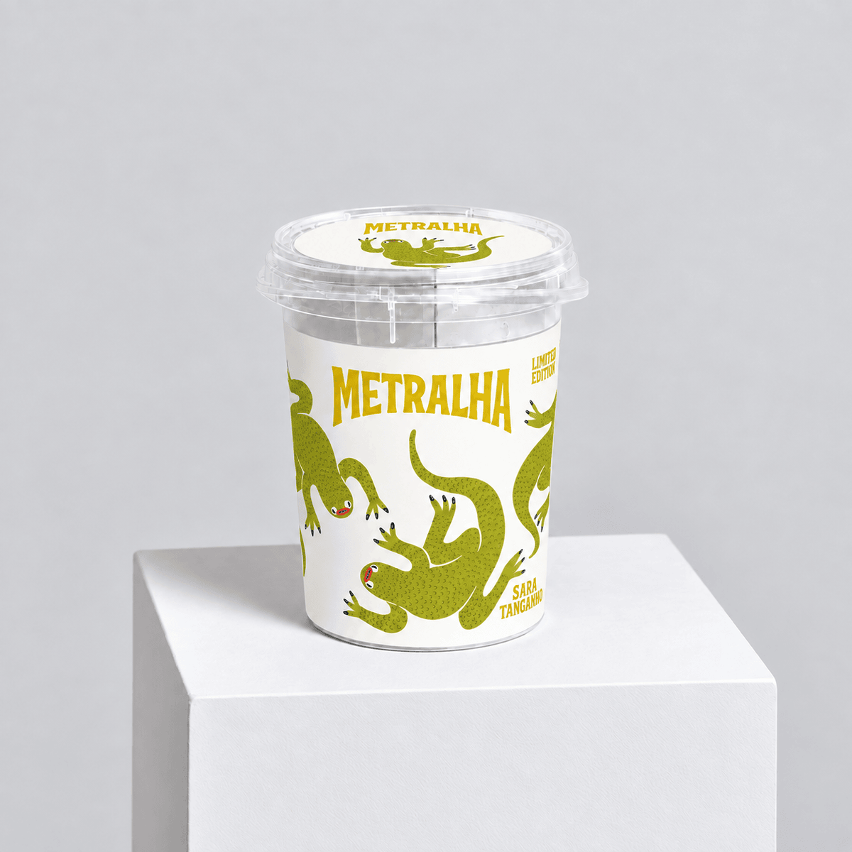 Metralha x Sara Tanganho T-Shirt (Black)